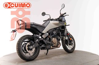 HUSQVARNA SVARTPILEN 125