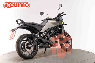 HUSQVARNA SVARTPILEN 125