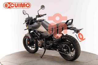 HUSQVARNA SVARTPILEN 125