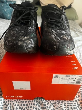 Zapatillas Nike Vomero 18 cm edición especial