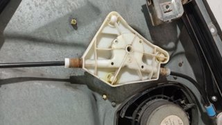 ELEVALUNAS DELANTERO DERECHO SEAT IBIZA (6L1) 6L3837752BQ
