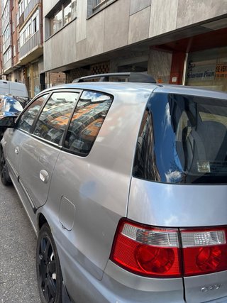 KIA Carens 2003