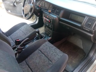 Opel Vectra 1998