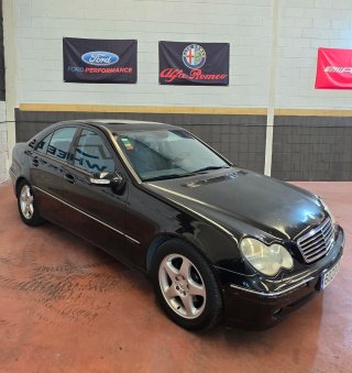 Mercedes-Benz Clase C 2003