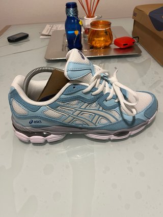 Asics Gel NYC Azul Claro y Blanco