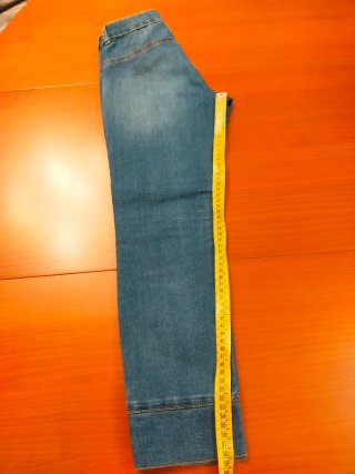 Jeans Capri Blu Donna