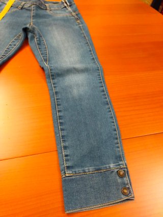 Jeans Capri Blu Donna