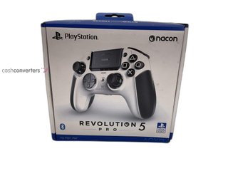 mando ps5 nacon revolution 5