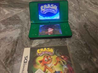 Nintendo DSi XL Verde + Gioco Crash