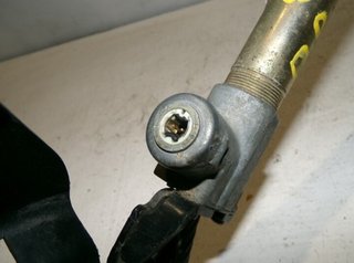 Enganche cinturon renault 85964 7700353844l kangoo