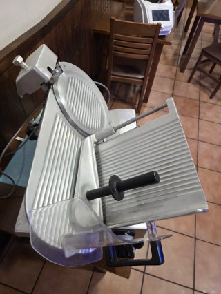 Cortafiambres profesional