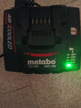 Cargador Metabo ASC 290 + Batería