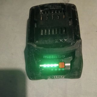Cargador Metabo ASC 290 + Batería