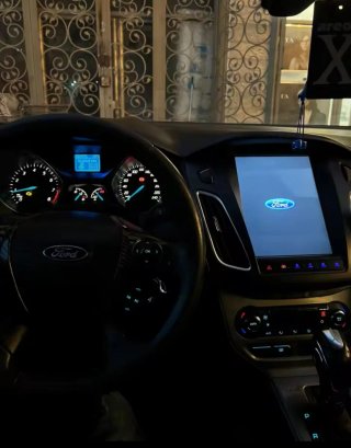 Rádio Ford Focus MK3 Tipo Tesla Android 14 + GPS