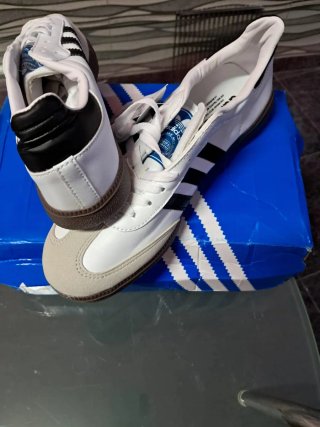Zapatilla Adidas Samba OG Blancas/Negras Nuevas
