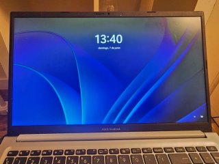 Asus Vivobook 8GB RAM 512GB SSD aceptó ofertas
