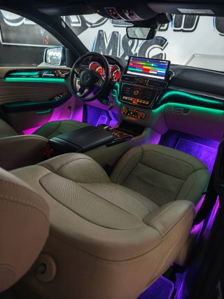 Iluminación ambiental Mercedes GLE