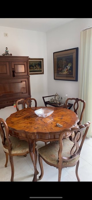 Conjunto comedor clásico madera nogal