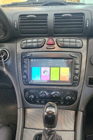 Rádio 4/64GB Mercedes W203/W209 Android 14 + GPS.
