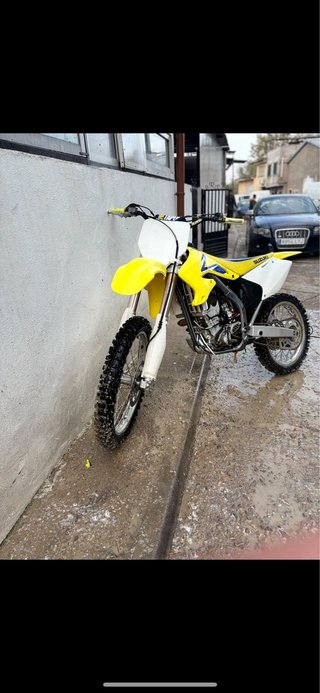 Suzuki RM-Z250 Motocross 2007
