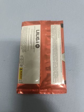 1 Sobre Mistery 6 cartas Panini Select La Liga 26