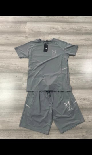 Conjuntos. Sin estrenar buena calidad a 12€