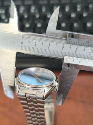 Reloj Seiko 5 vintage azul
