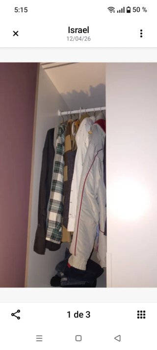 Armario, dos puertas correderas una con espejo