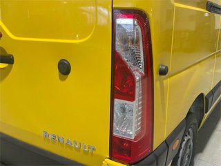 RENAULT Master Furgón T L2H2 3500 E 125kW TT BVR