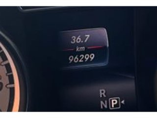 Mercedes-Benz GLA 200 d Urban 100 kW (136 CV)