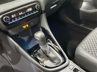 TOYOTA Yaris 1.5 120H Style