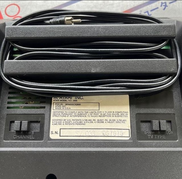 Atari 2800 + 4 juegos