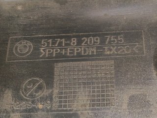 FALDON LATERAL BMW SERIE 3 BERLINA (E46) 51718209
