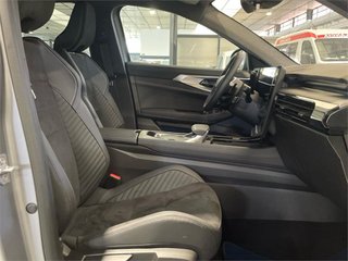 RENAULT Rafale Esprit Alpine full hybrid E-Tech 147kW