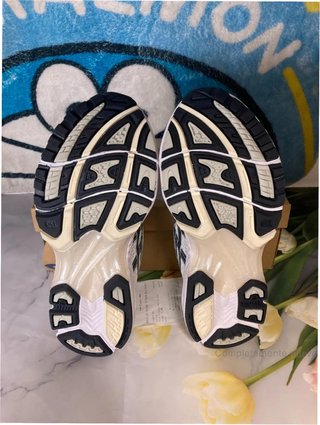 ASICS Gel-Kayano 14 silver nuevas auténticas