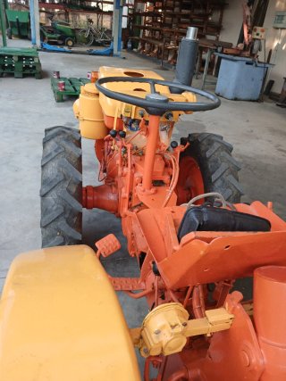 Pasquali 940 Tractor