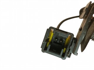 ENGANCHE CINTURON TRASERO IZQUIERDO PEUGEOT 207 8