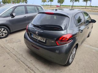 Peugeot 208 Style 5P STYLE 1.2L PureTech 60KW (82CV)