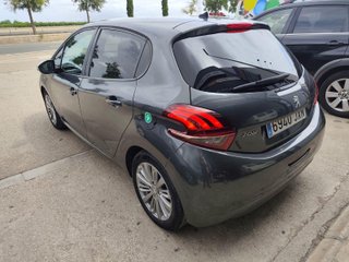 Peugeot 208 Style 5P STYLE 1.2L PureTech 60KW (82CV)