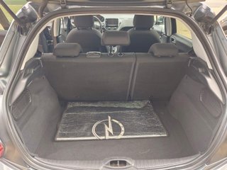 Peugeot 208 Style 5P STYLE 1.2L PureTech 60KW (82CV)