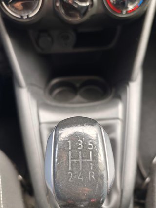 Peugeot 208 Style 5P STYLE 1.2L PureTech 60KW (82CV)