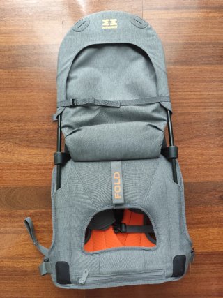 Minimeis gris y naranja con espejo