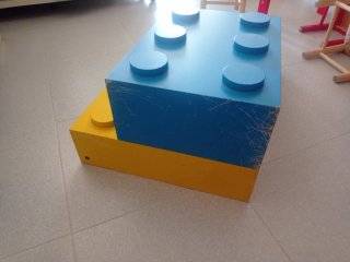 Pieza gigante Madera Lego Azul y Amarillo