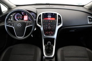 Opel Astra 1.6 SELECTIVE 5P
