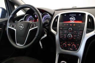 Opel Astra 1.6 SELECTIVE 5P