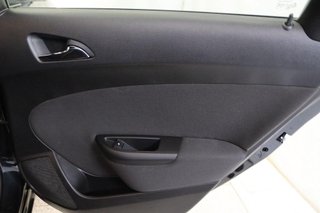 Opel Astra 1.6 SELECTIVE 5P