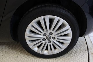 Opel Astra 1.6 SELECTIVE 5P