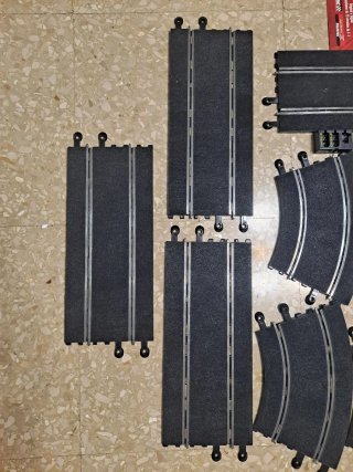 Scalextric: Mandos, transformador y pistas