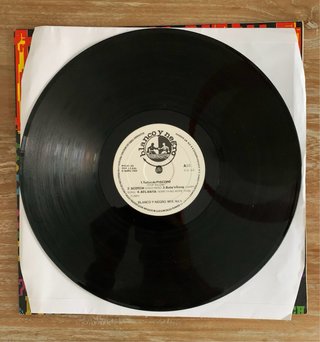 LP Blanco y Negro (1984) Raúl Orellana