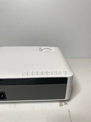 : Proyector Vankyo Performance V630